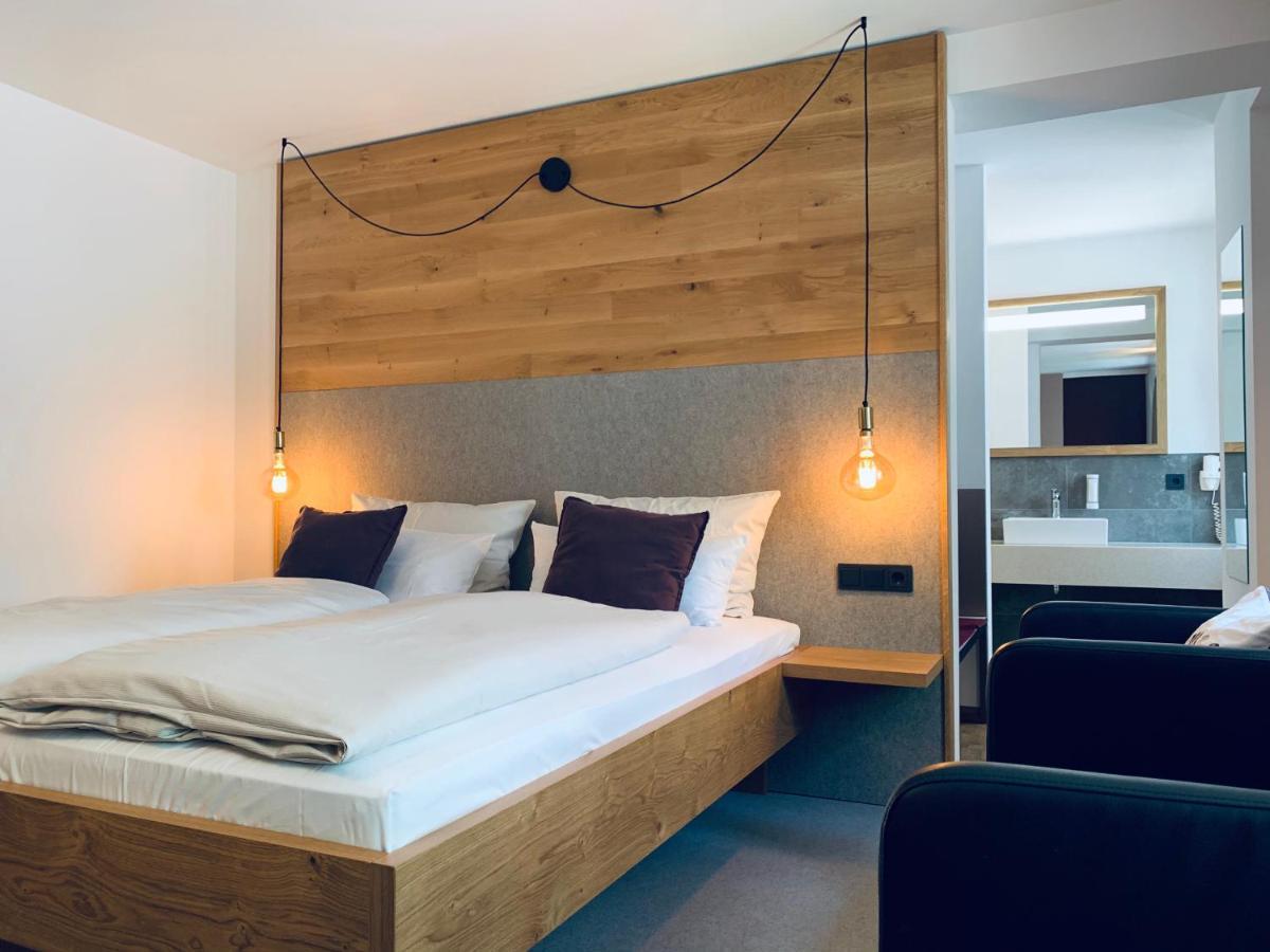 Stadthotel Kachelofen 克伦巴赫 外观 照片