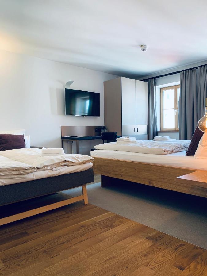 Stadthotel Kachelofen 克伦巴赫 外观 照片