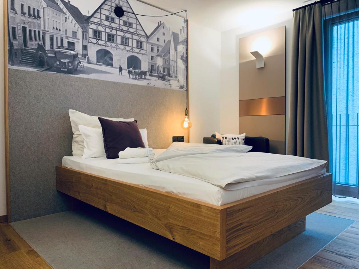Stadthotel Kachelofen 克伦巴赫 外观 照片