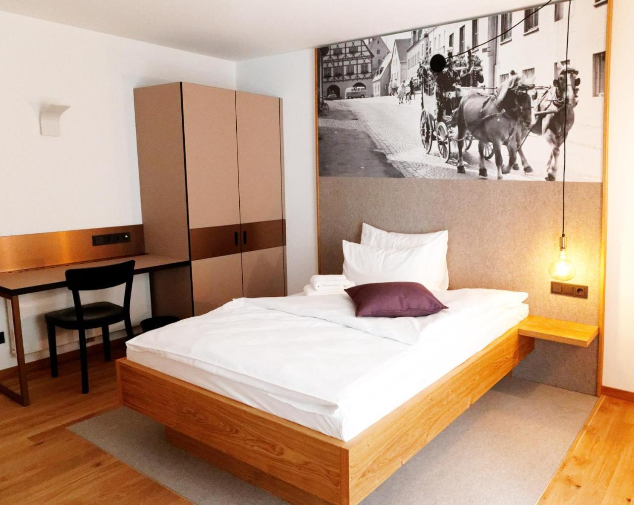 Stadthotel Kachelofen 克伦巴赫 外观 照片